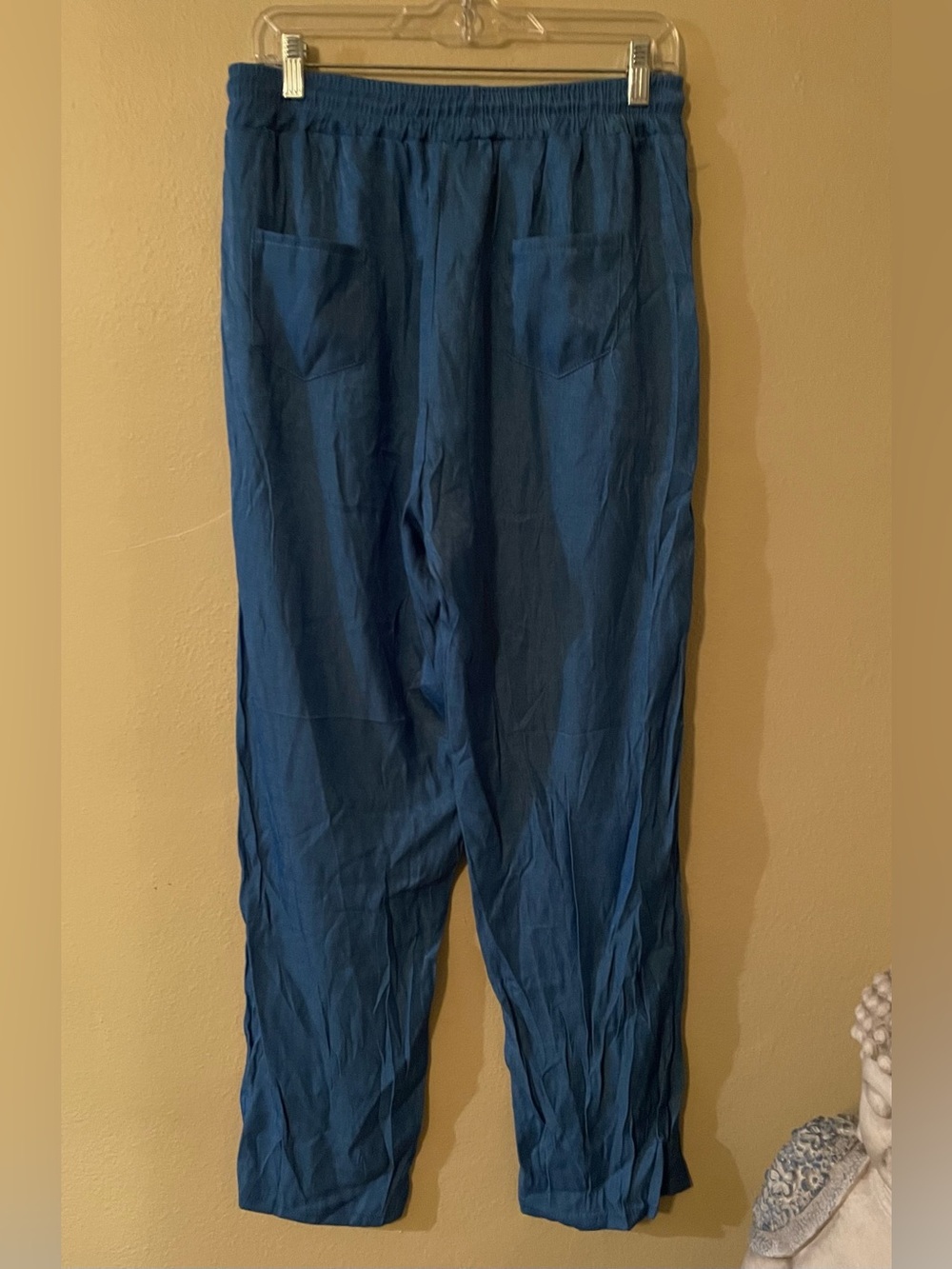 Relax Pants - Picture 2 of 3